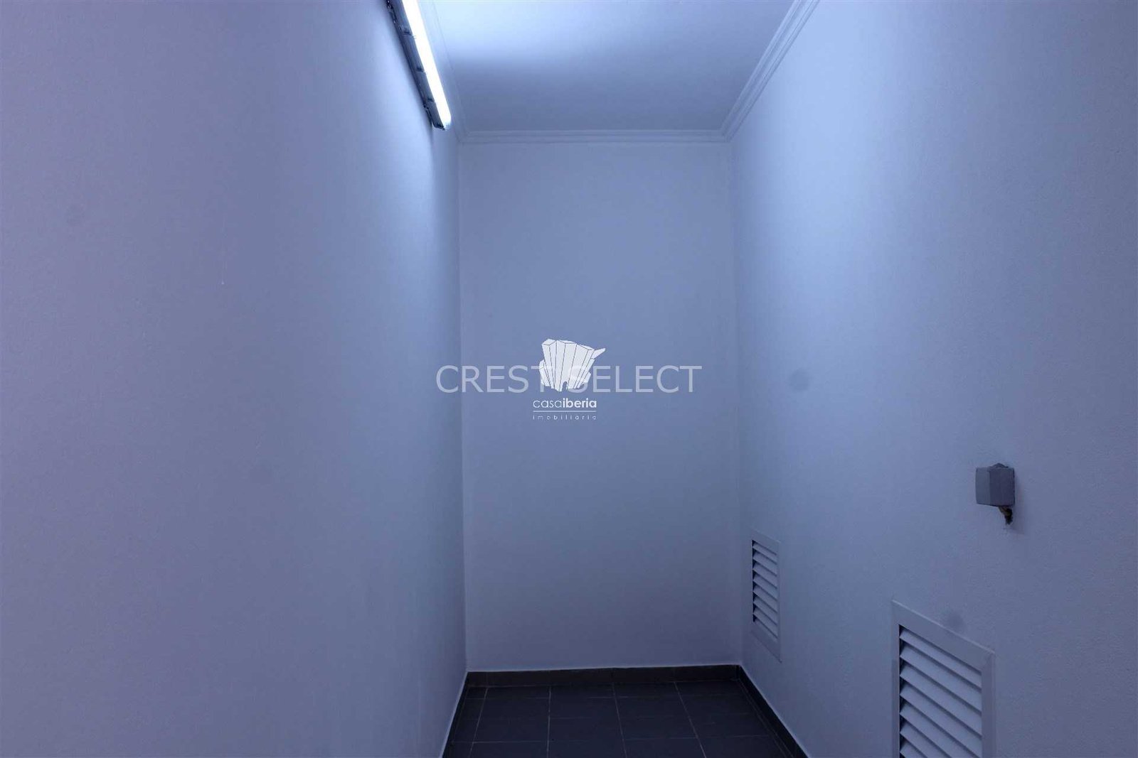 329b92ce4956 Custom Family Residence House in Faro with 5 bedrooms