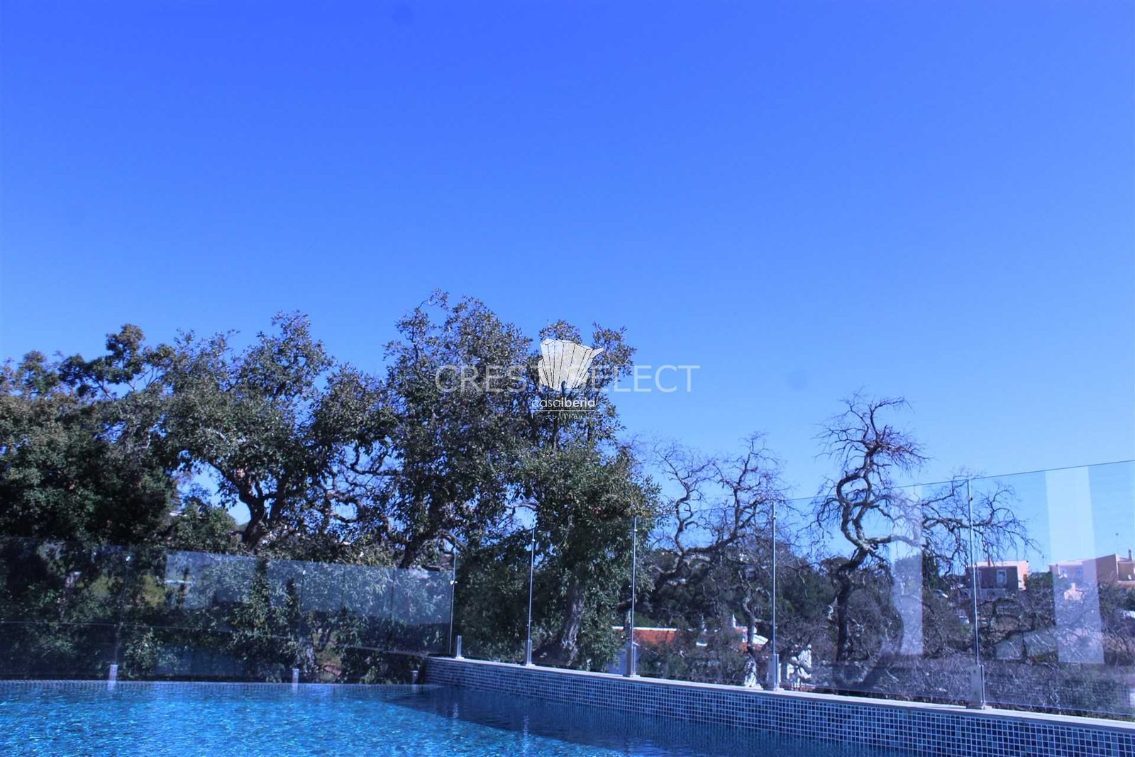 Custom Family Residence House in Faro  with 5 bedrooms