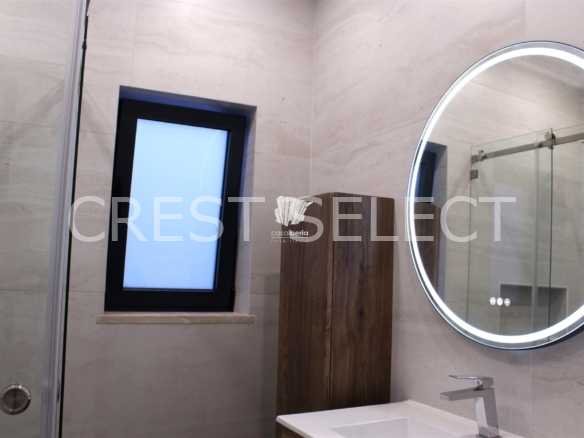 Custom Family Residence House in Faro  with 5 bedrooms