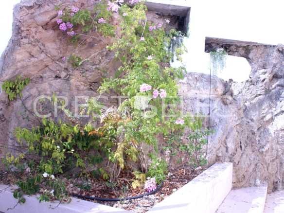 Custom Family Residence House in Faro  with 5 bedrooms