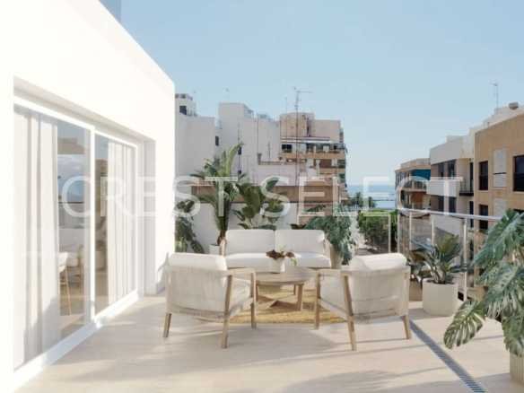 Contemporary Comfort Haven  in Santa Pola, Gran Alacant with 3 bedrooms