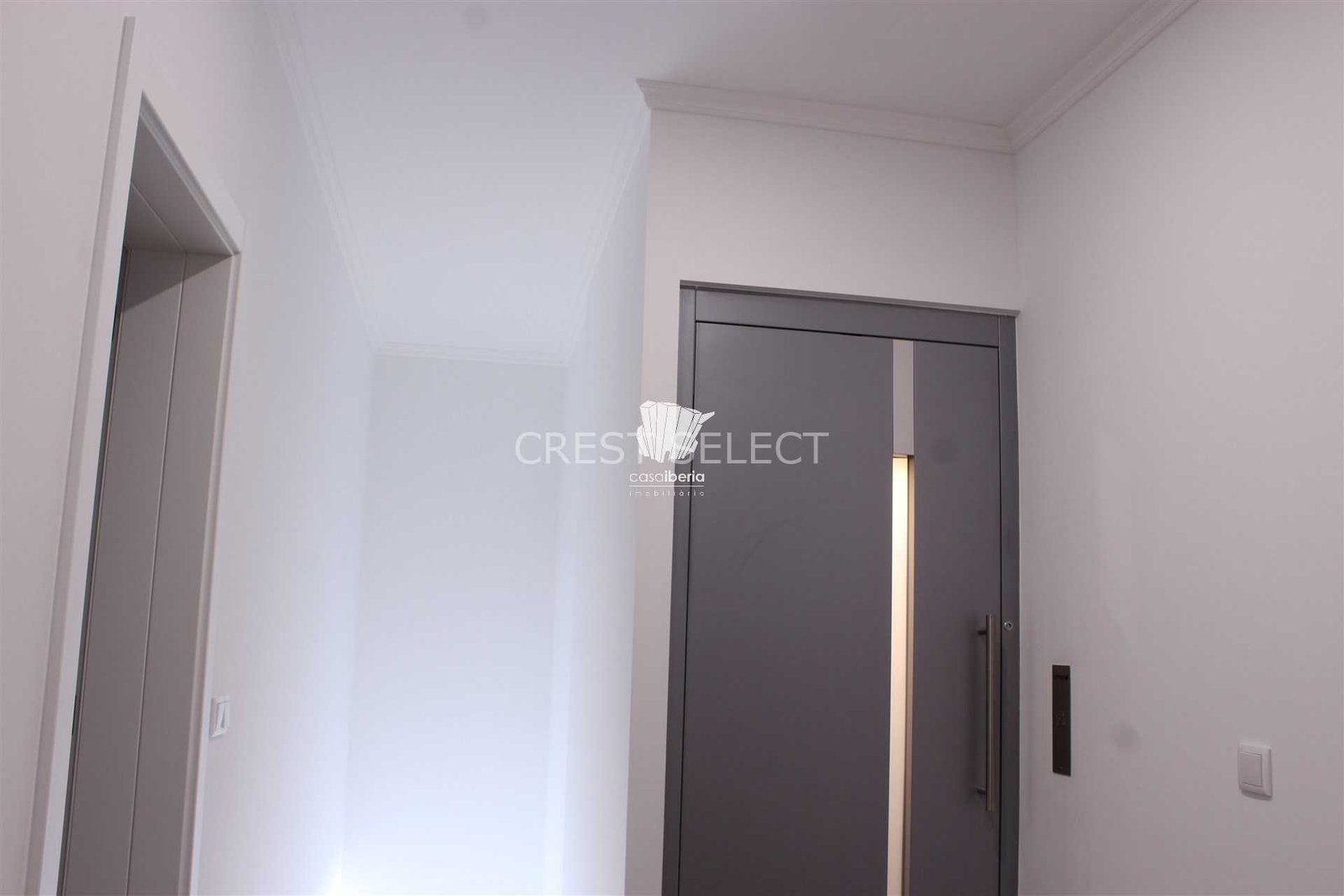 a098cdd54956 Custom Family Residence House in Faro with 5 bedrooms