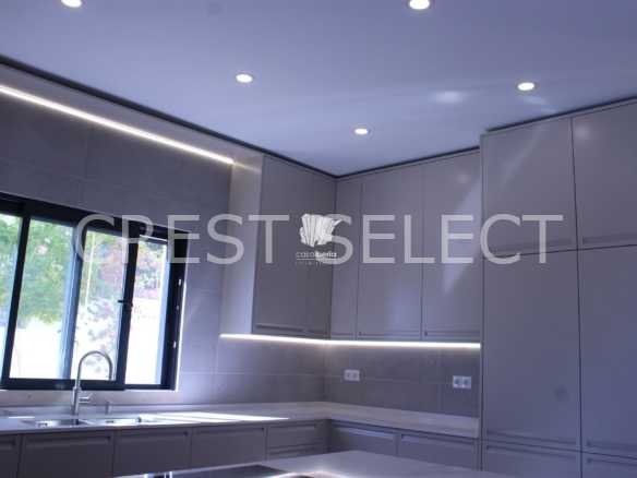 Custom Family Residence House in Faro  with 5 bedrooms