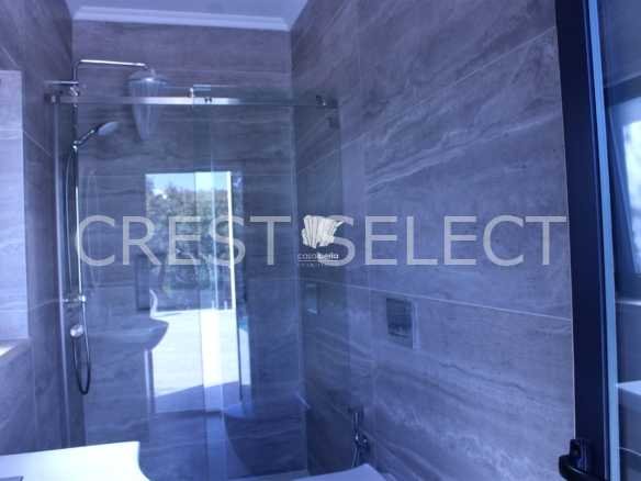 Custom Family Residence House in Faro  with 5 bedrooms