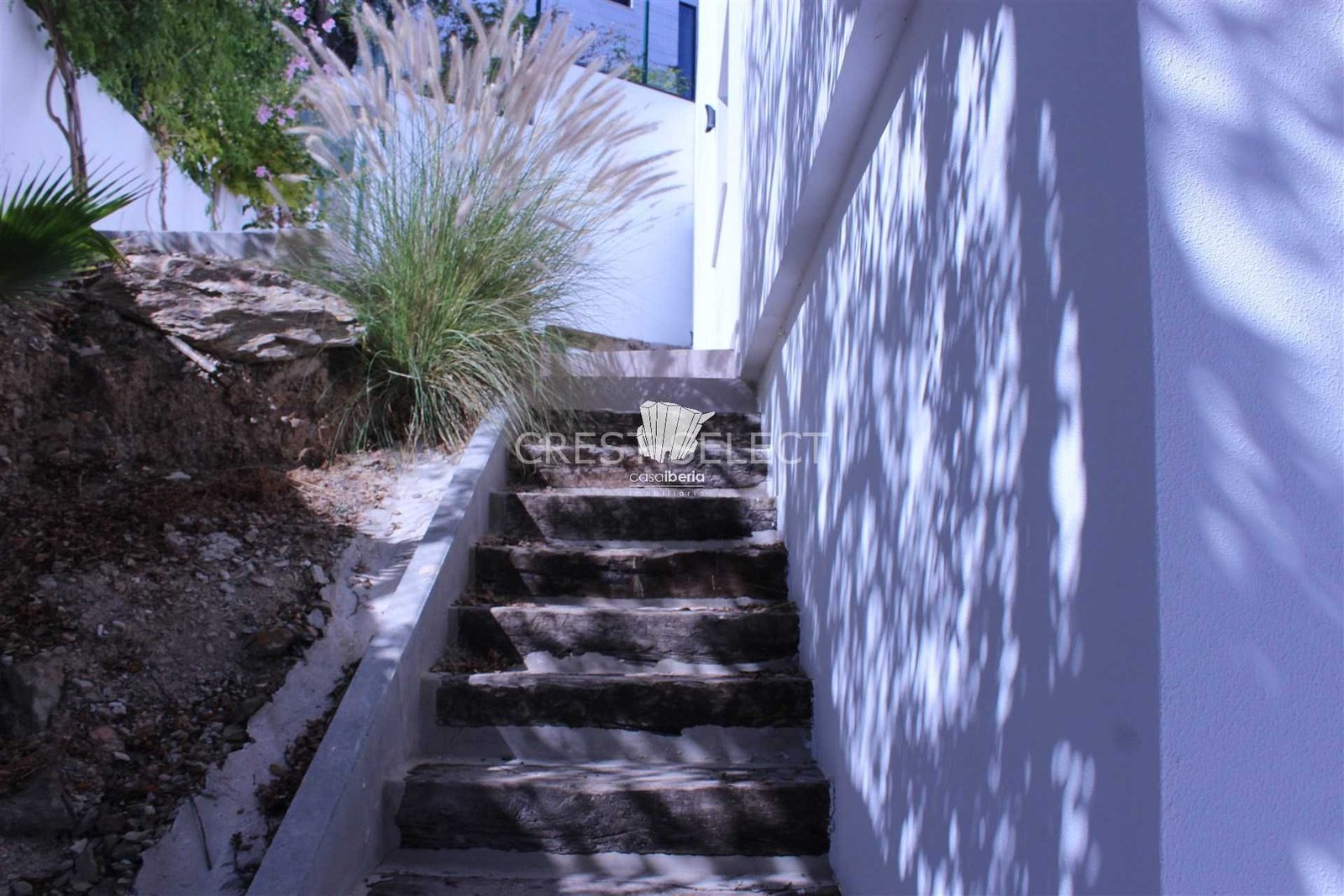c81d78874956 Custom Family Residence House in Faro with 5 bedrooms