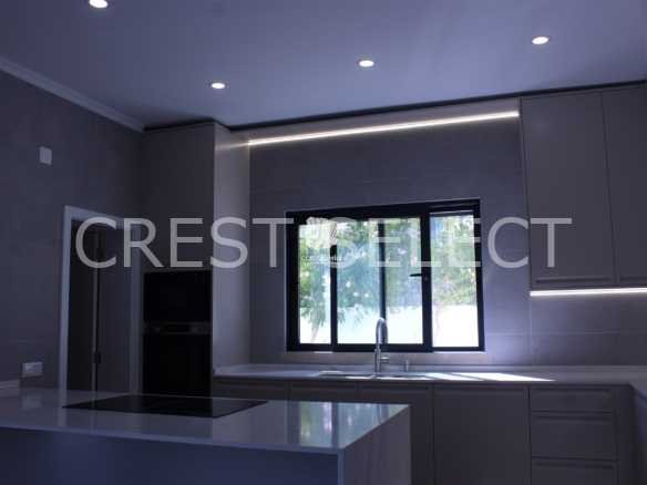 Custom Family Residence House in Faro  with 5 bedrooms
