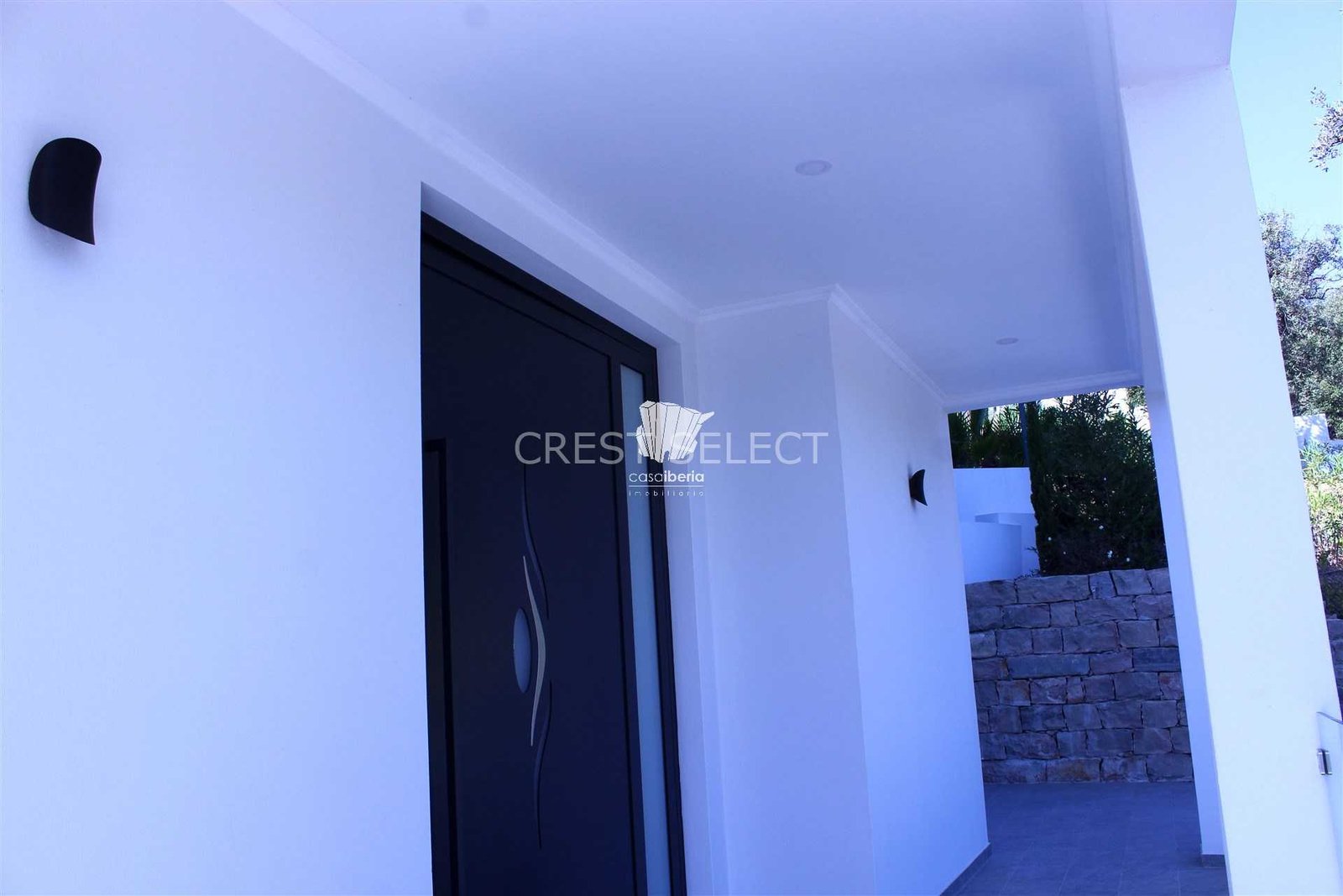 Custom Family Residence House in Faro  with 5 bedrooms