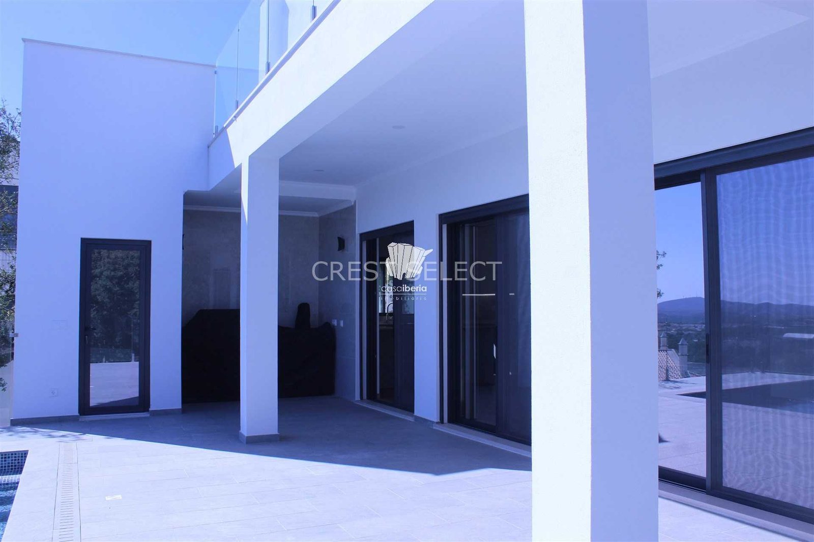 Custom Family Residence House in Faro  with 5 bedrooms